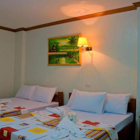 Sea Jewel Beach Resort Puerto Galera Extérieur photo