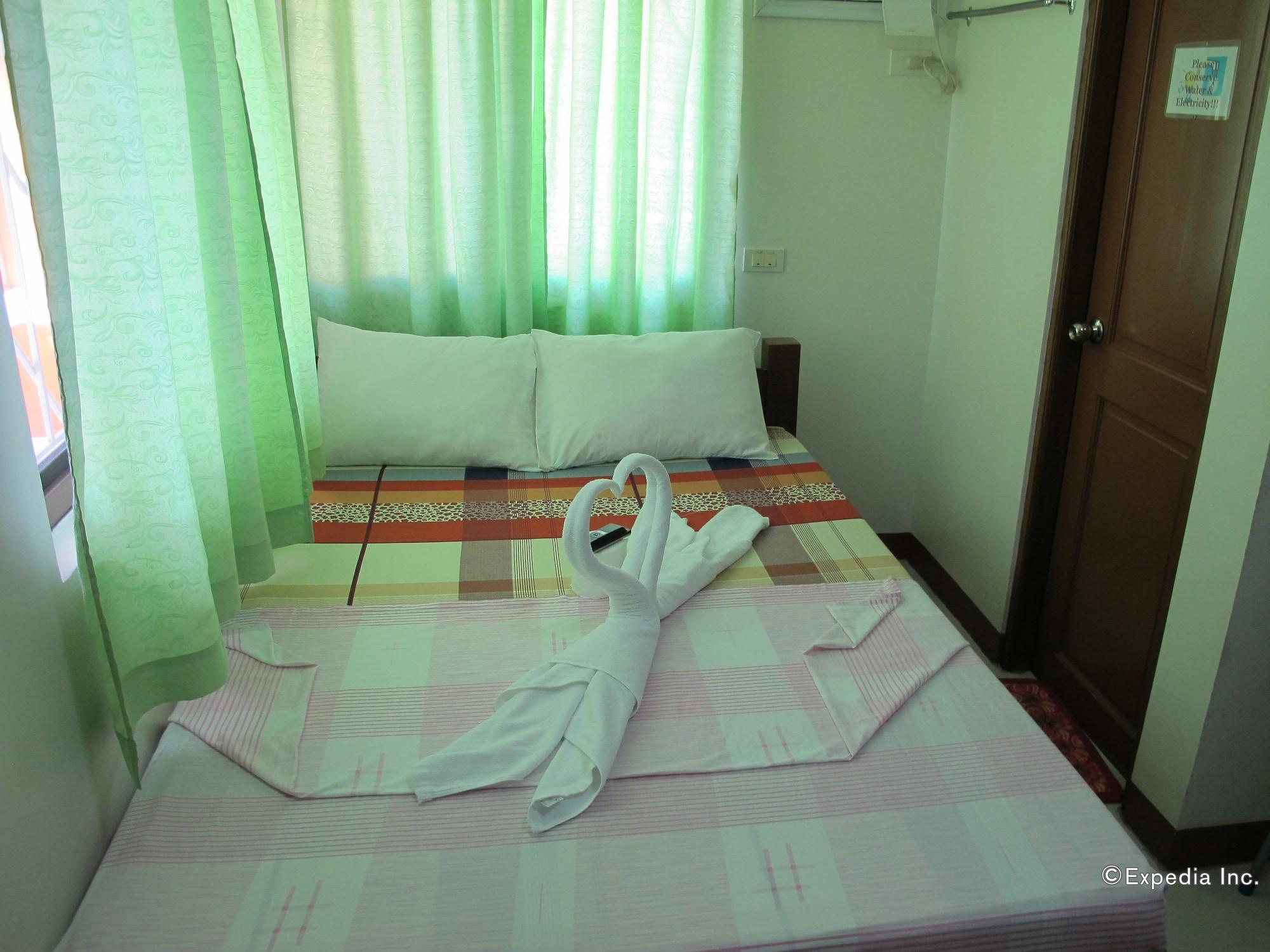 Sea Jewel Beach Resort Puerto Galera Extérieur photo