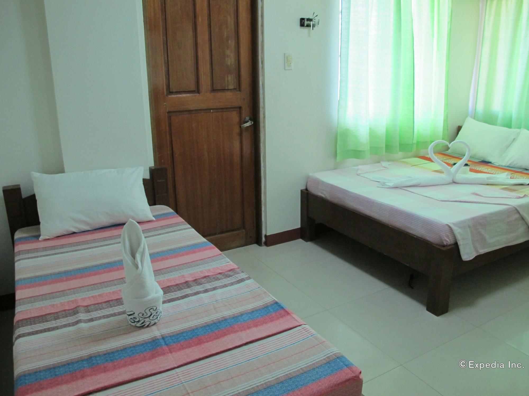 Sea Jewel Beach Resort Puerto Galera Extérieur photo