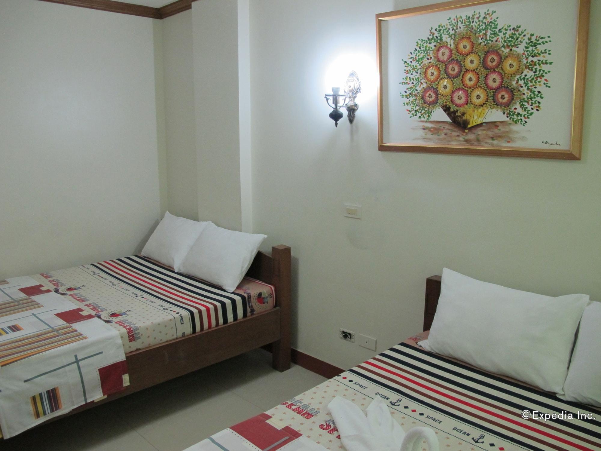 Sea Jewel Beach Resort Puerto Galera Extérieur photo