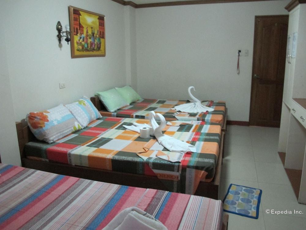 Sea Jewel Beach Resort Puerto Galera Extérieur photo