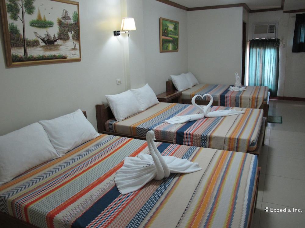 Sea Jewel Beach Resort Puerto Galera Extérieur photo