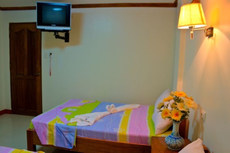 Sea Jewel Beach Resort Puerto Galera Extérieur photo
