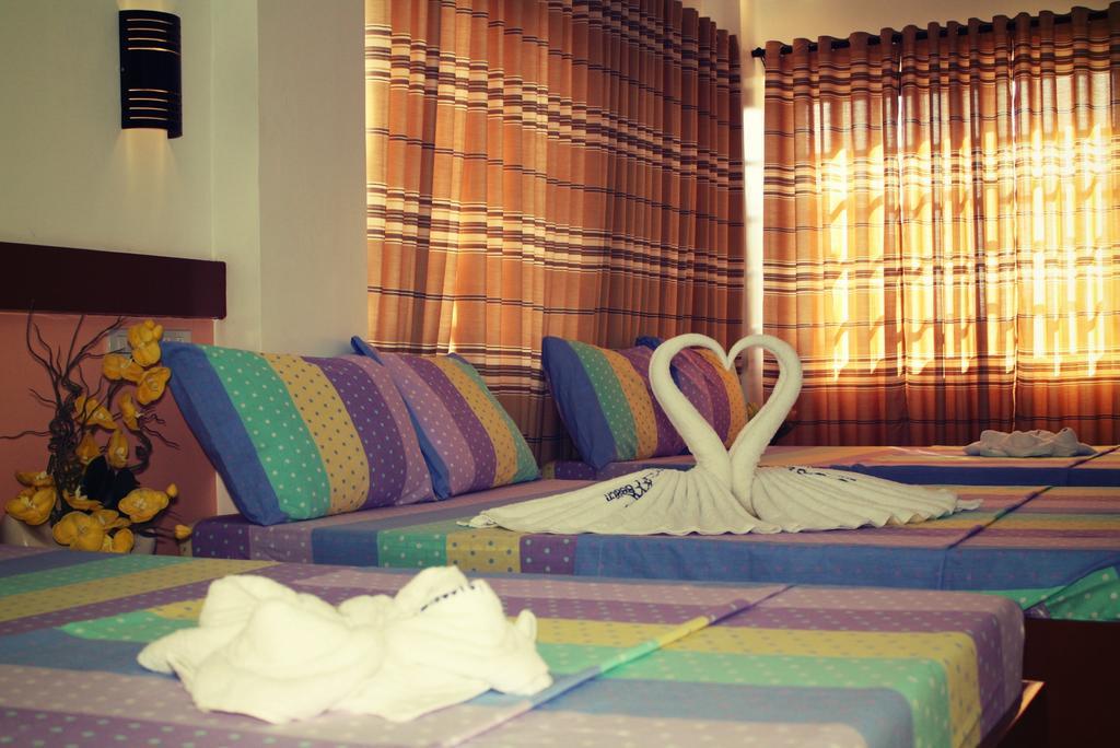 Sea Jewel Beach Resort Puerto Galera Extérieur photo