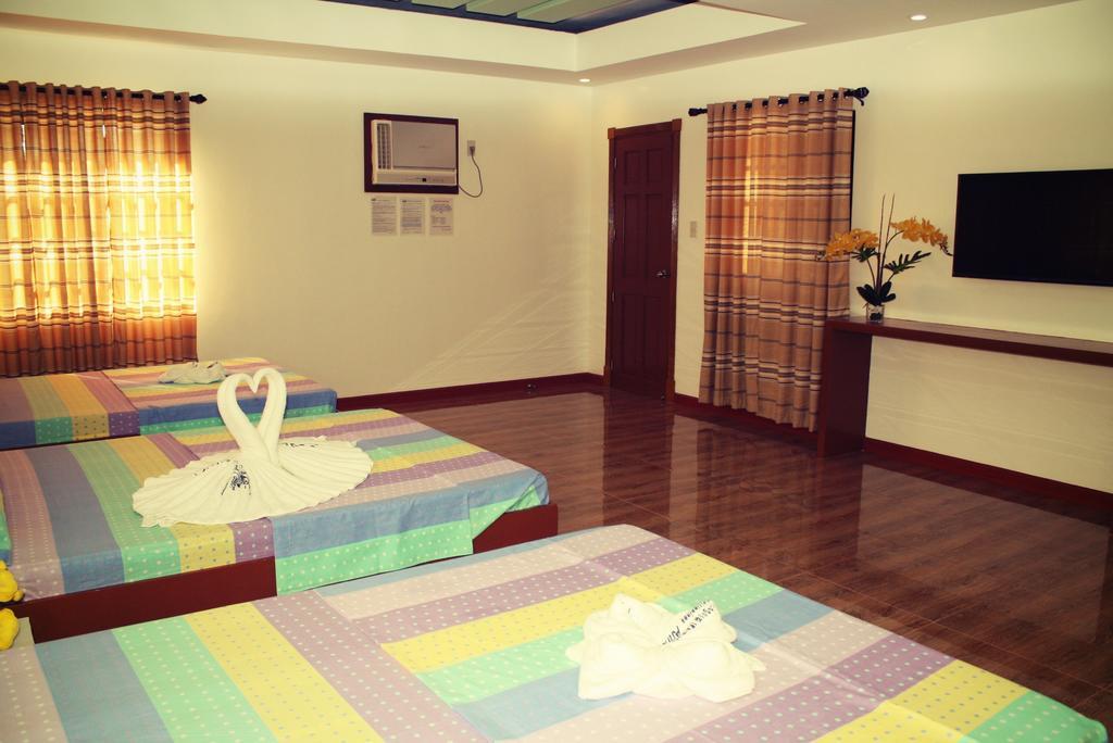 Sea Jewel Beach Resort Puerto Galera Extérieur photo