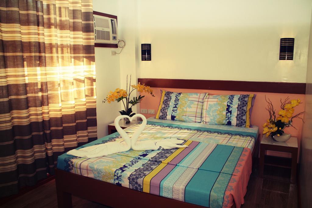 Sea Jewel Beach Resort Puerto Galera Extérieur photo