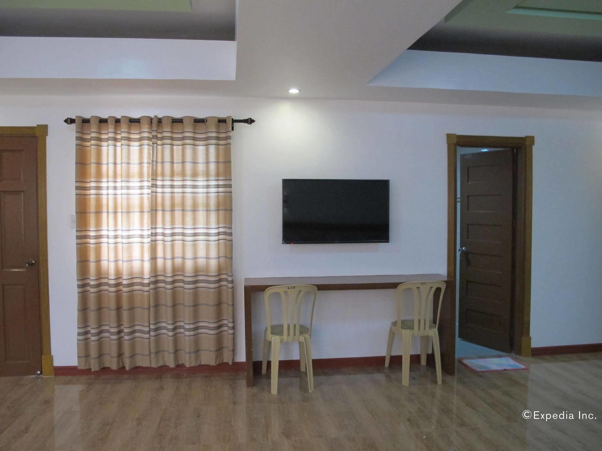 Sea Jewel Beach Resort Puerto Galera Extérieur photo