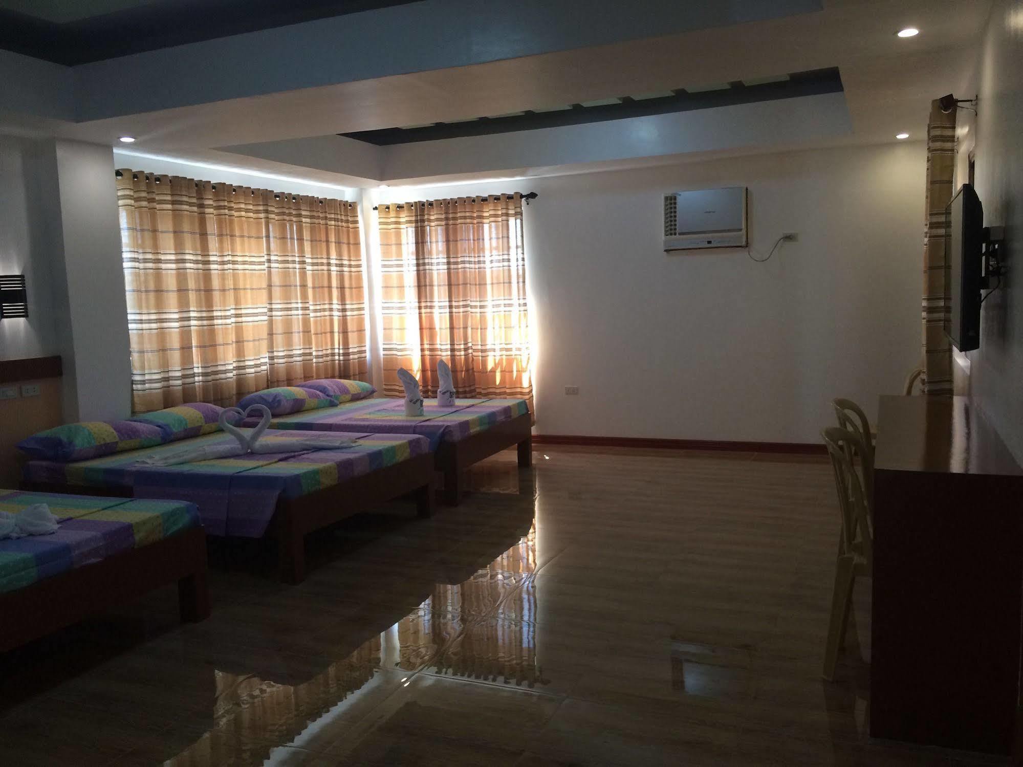 Sea Jewel Beach Resort Puerto Galera Extérieur photo