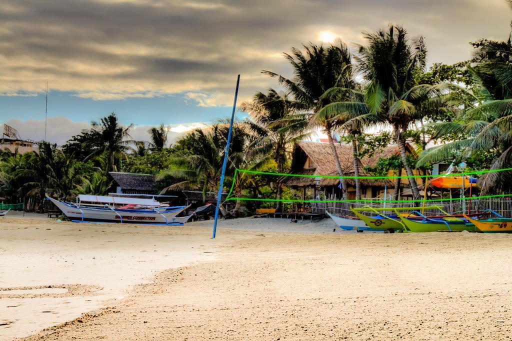 Sea Jewel Beach Resort Puerto Galera Extérieur photo